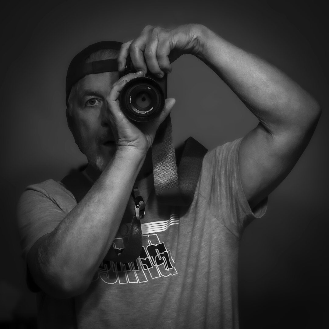 Portrait of a European man in his 40s, broadcast instructor